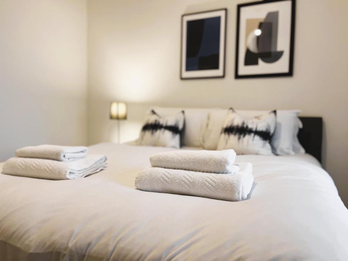 Brand New Modern 1 Bed Apartment Near Old Trafford Stadium Manchester Eksteriør billede