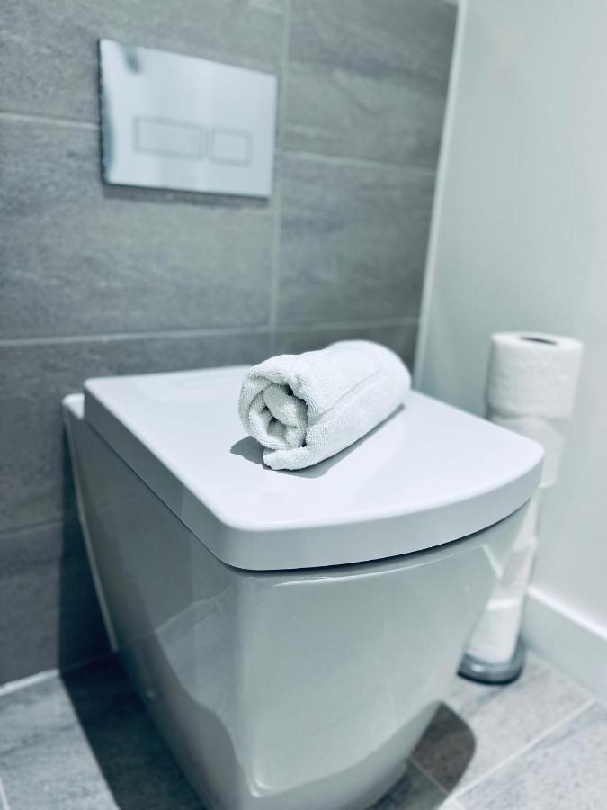 Brand New Modern 1 Bed Apartment Near Old Trafford Stadium Manchester Eksteriør billede